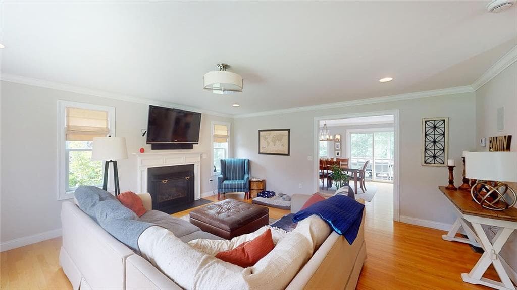 Single Family Residence at 85 Cyrus Court, South Kingstown, photo 5 of 50