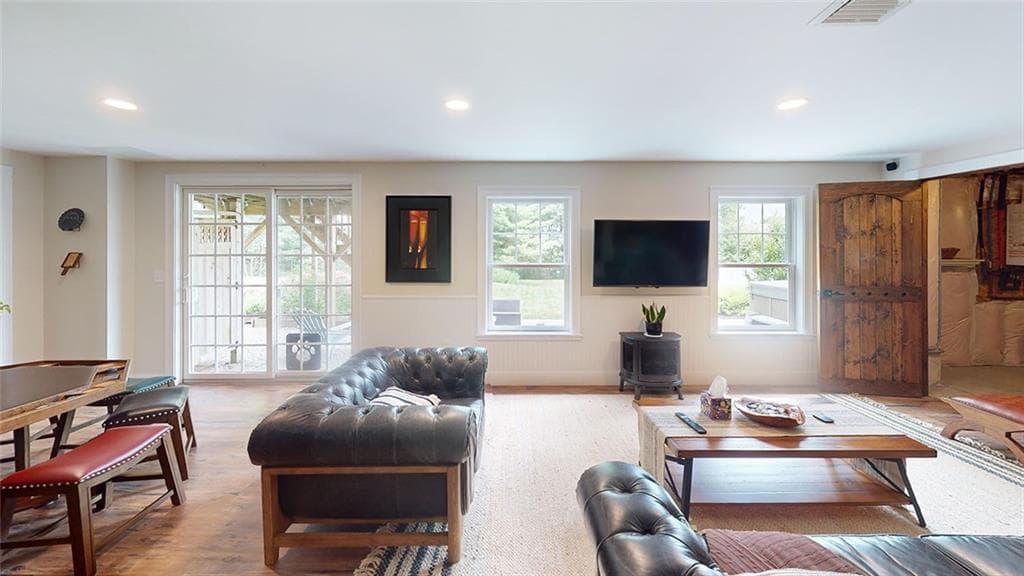 Single Family Residence at 85 Cyrus Court, South Kingstown, photo 37 of 50