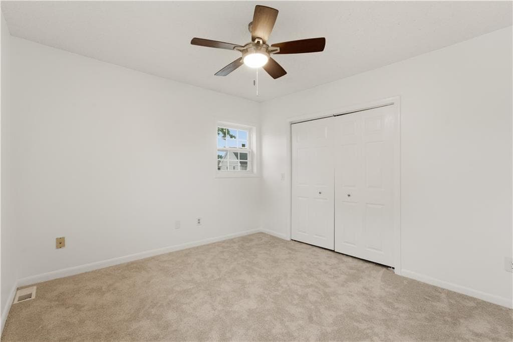 Single Family Residence at 52 Blake Street Street, Warwick, photo 23 of 26