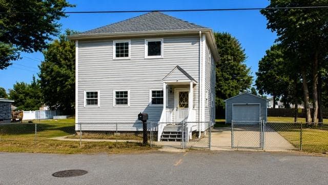 Single Family Residence at 52 Blake Street Street, Warwick, photo 2 of 26