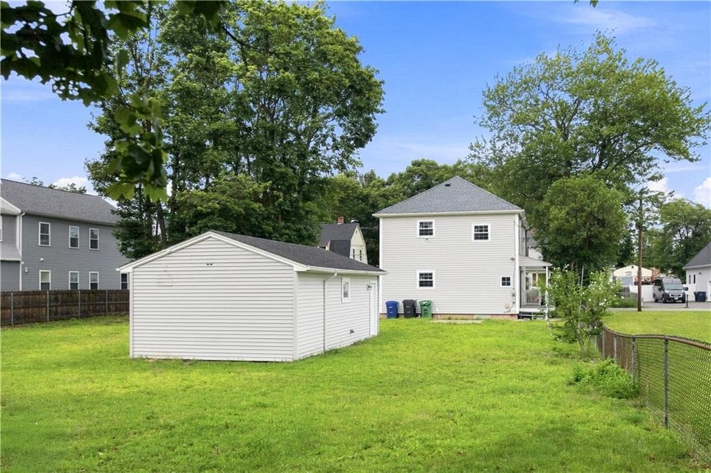 Single Family Residence at 52 Blake Street Street, Warwick, photo 12 of 26