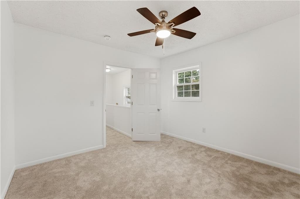 Single Family Residence at 52 Blake Street Street, Warwick, photo 24 of 26