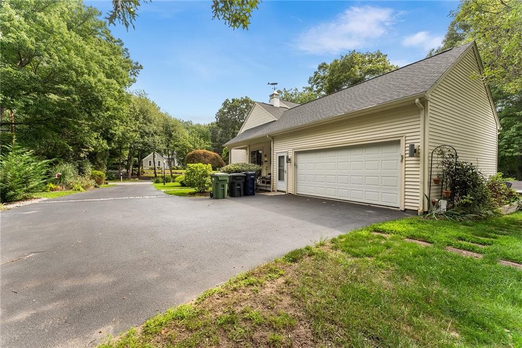 481 Glen Hill Drive photo 32