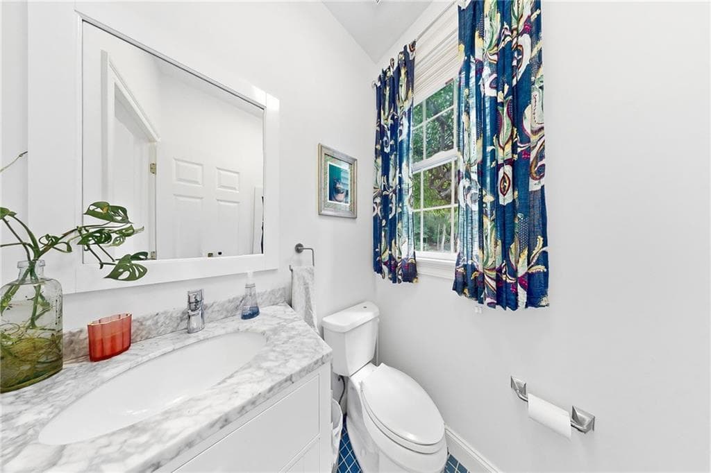 481 Glen Hill Drive photo 9