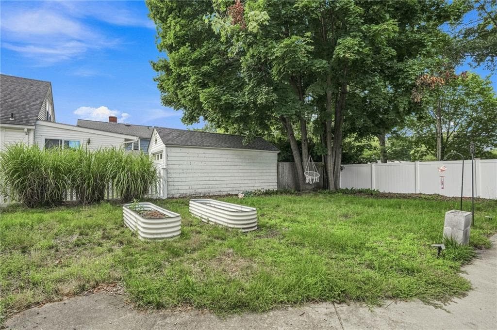 163 Isabella Avenue photo 39