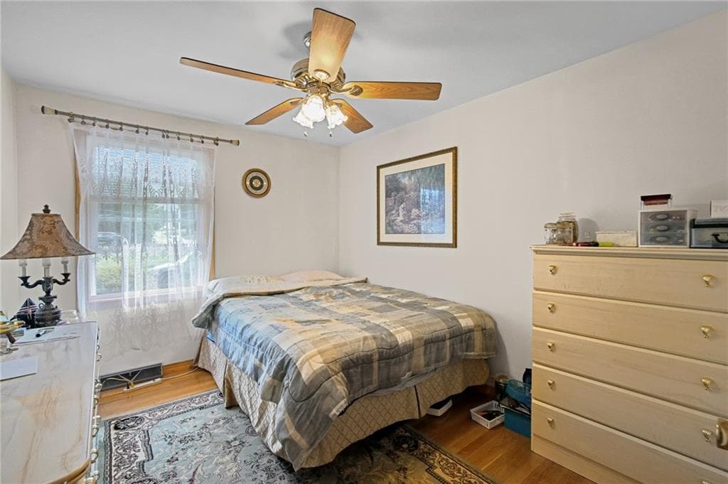 Single Family Residence at 204 Knollwood Drive, Woonsocket, photo 18 of 34
