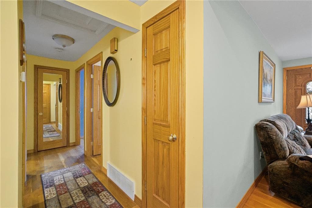 Single Family Residence at 204 Knollwood Drive, Woonsocket, photo 15 of 34