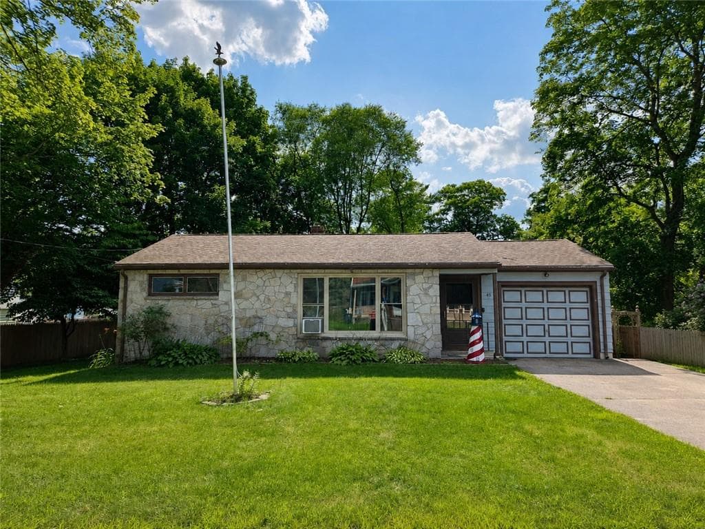 45 Remington Avenue photo 2