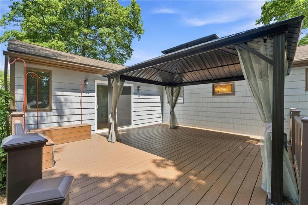 45 Remington Avenue photo 32