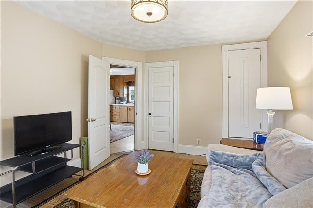 104 Fairview Avenue photo 21