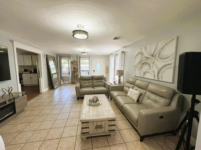 18 Calef Street UNIT 1 photo 2
