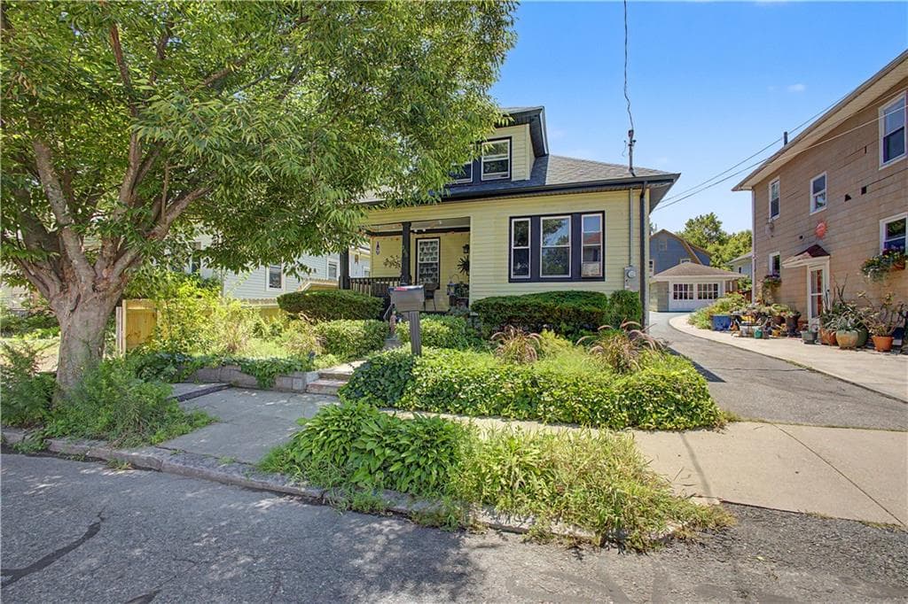 168 Calla Street photo 3