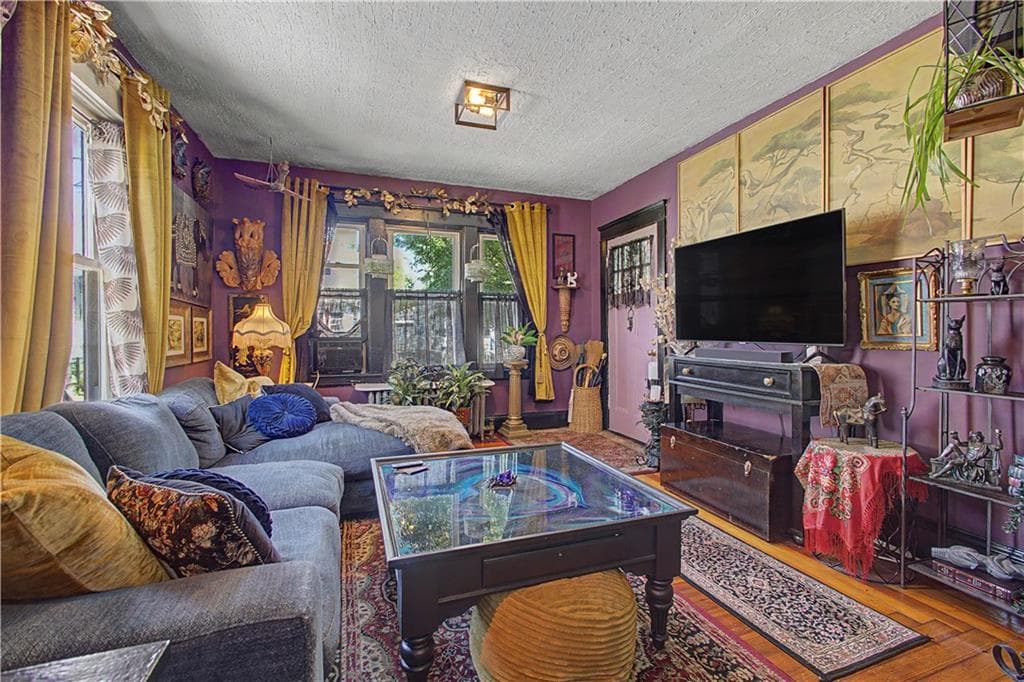 168 Calla Street photo 9