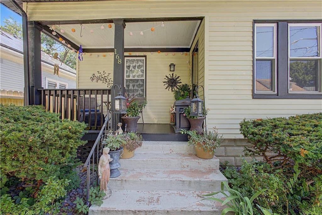 168 Calla Street photo 4