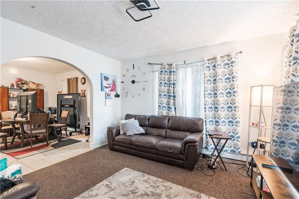 94 Clym Street photo 5