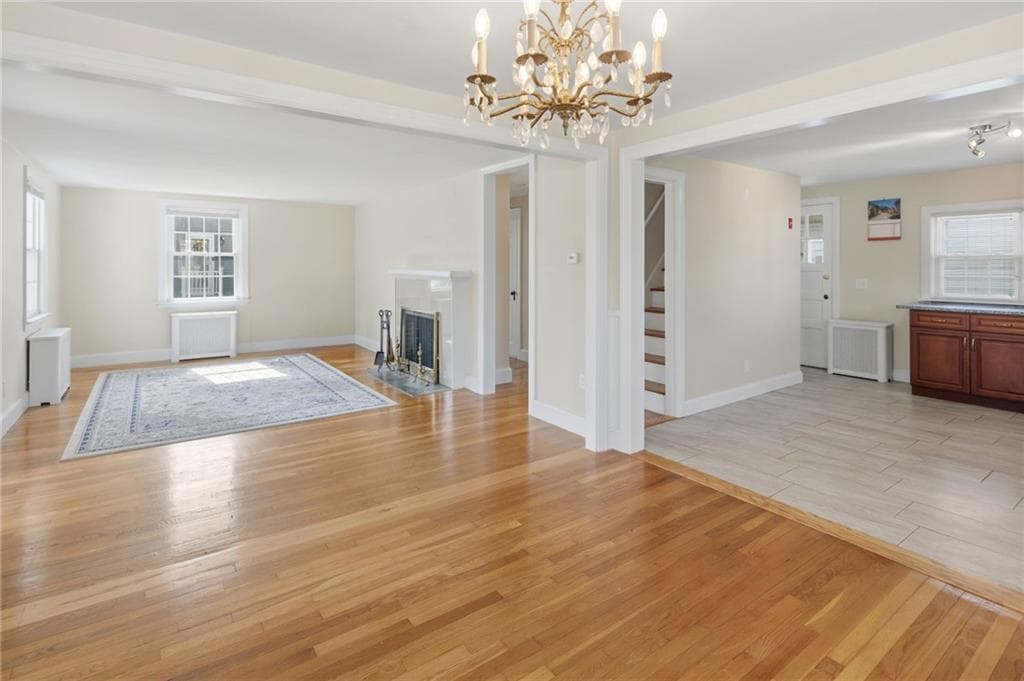 Single Family Residence at 43 Ferrier Drive, Warwick, photo 10 of 28
