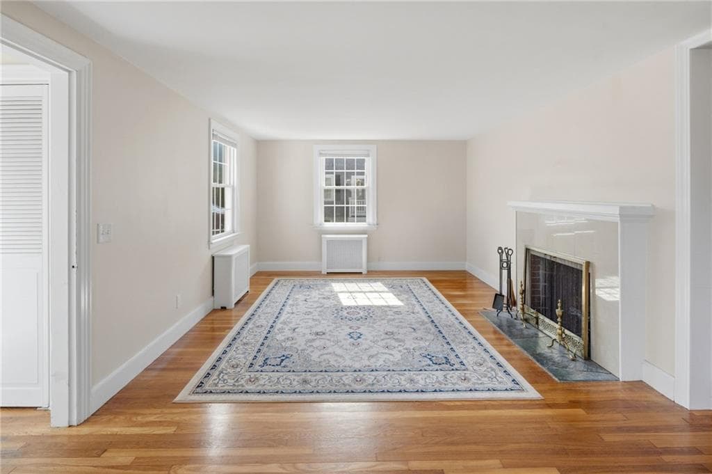 Single Family Residence at 43 Ferrier Drive, Warwick, photo 14 of 28