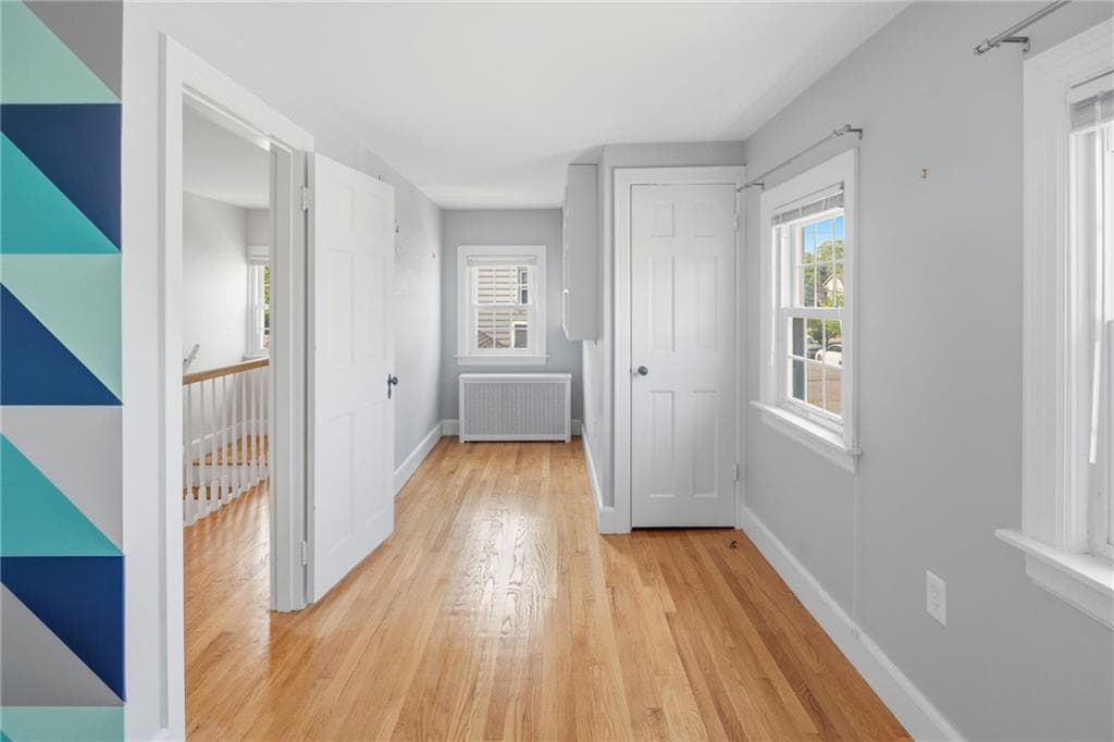 Single Family Residence at 43 Ferrier Drive, Warwick, photo 21 of 28