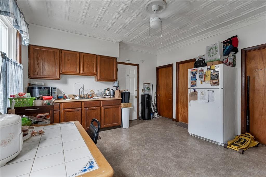 419 Fairmount Street photo 4