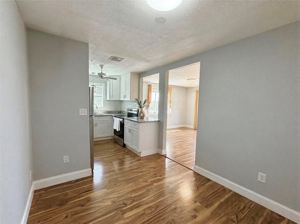 Condominium at 728 Beverage Hill Avenue UNIT 26, Pawtucket, photo 6 of 18