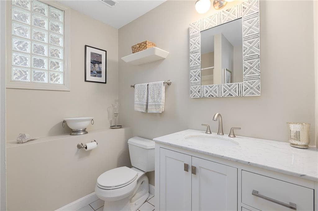 Single Family Residence at 64 Sawyer Avenue, Warwick, photo 20 of 45