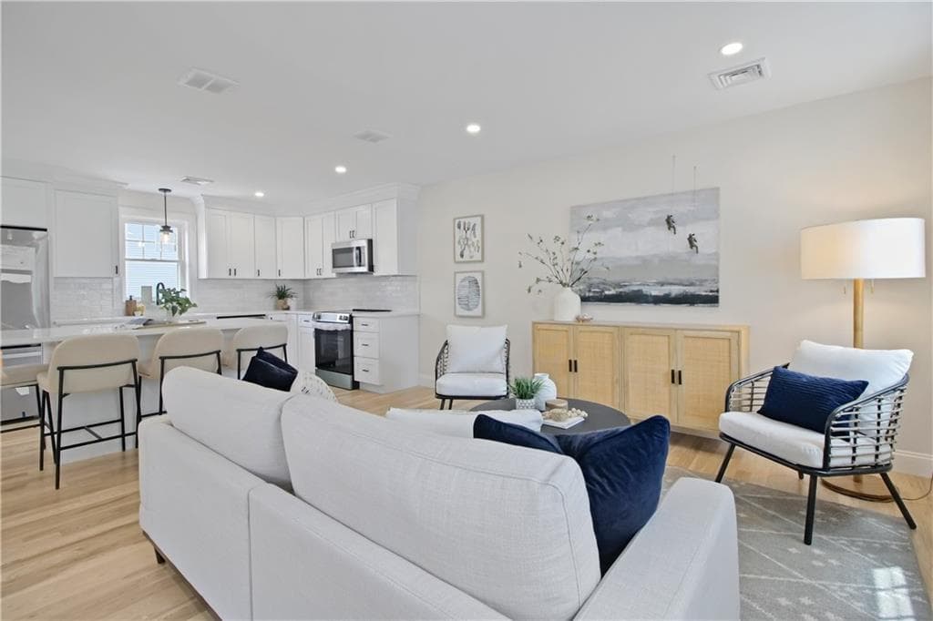 77 Croade Street photo 12