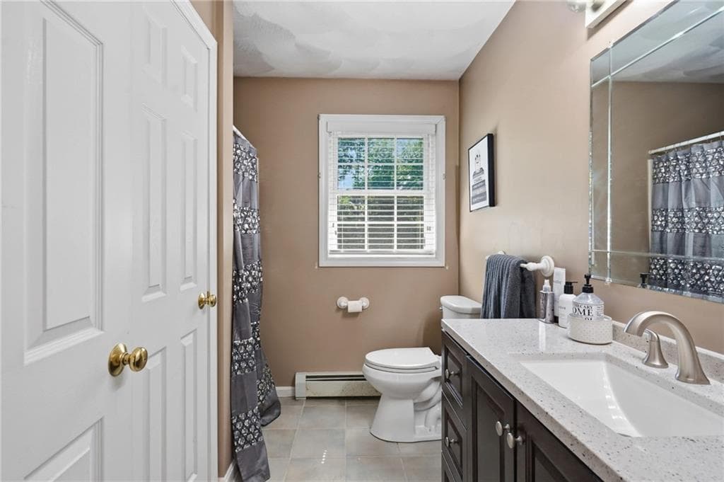 106 1/2 Bishop Hill Road photo 24