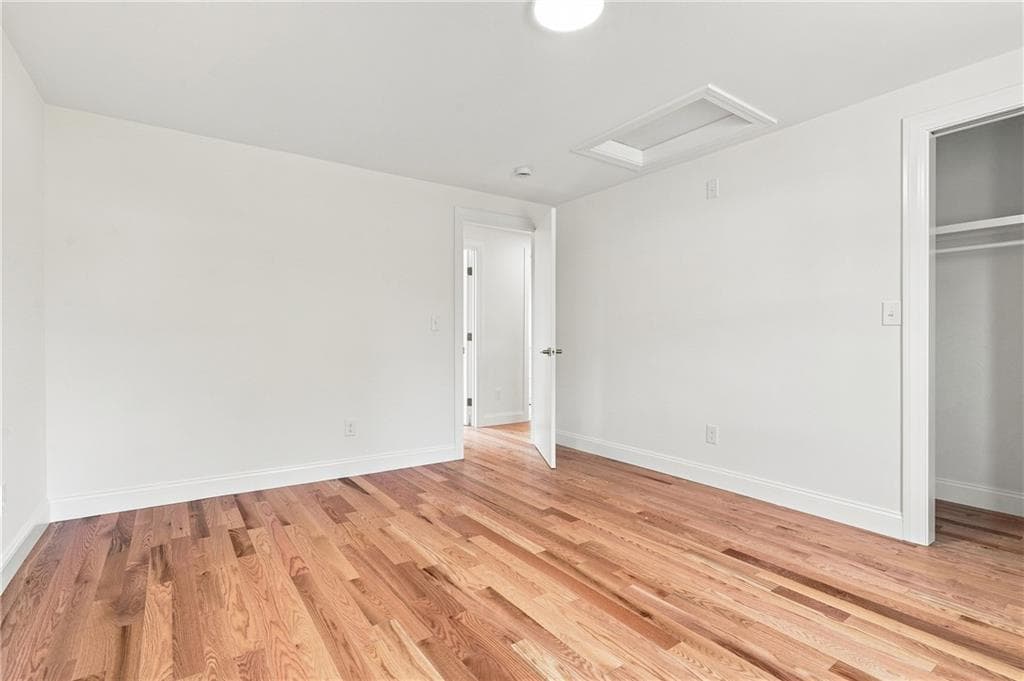 38 Winsor Street photo 3