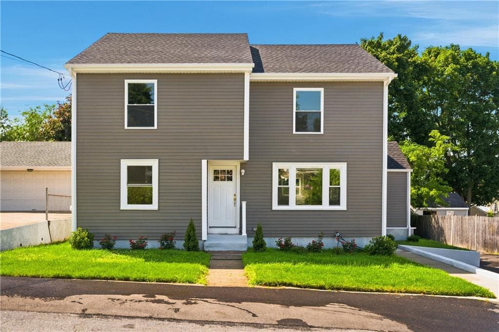38 Winsor Street