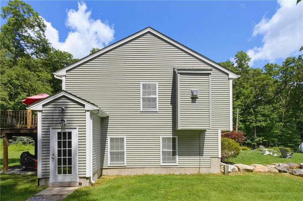 102 Bramble Bush Road photo 9
