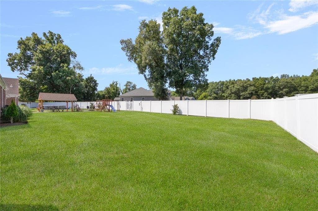 1770 Atwood Avenue photo 47