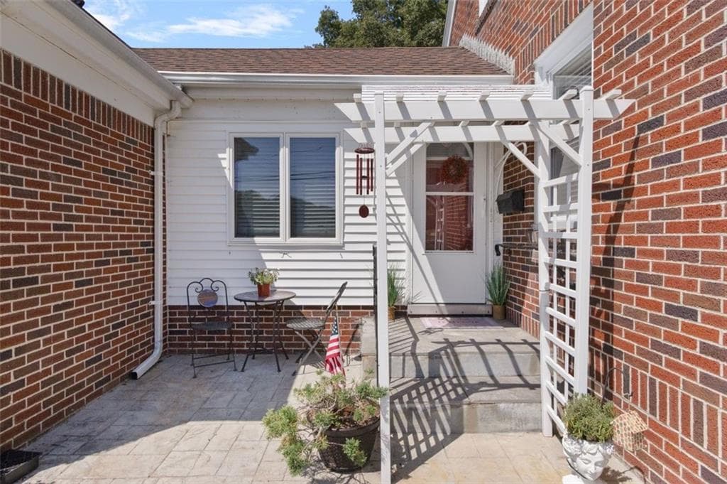 1770 Atwood Avenue photo 4