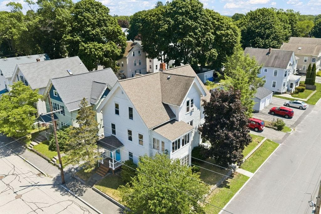128 Arnold Street
