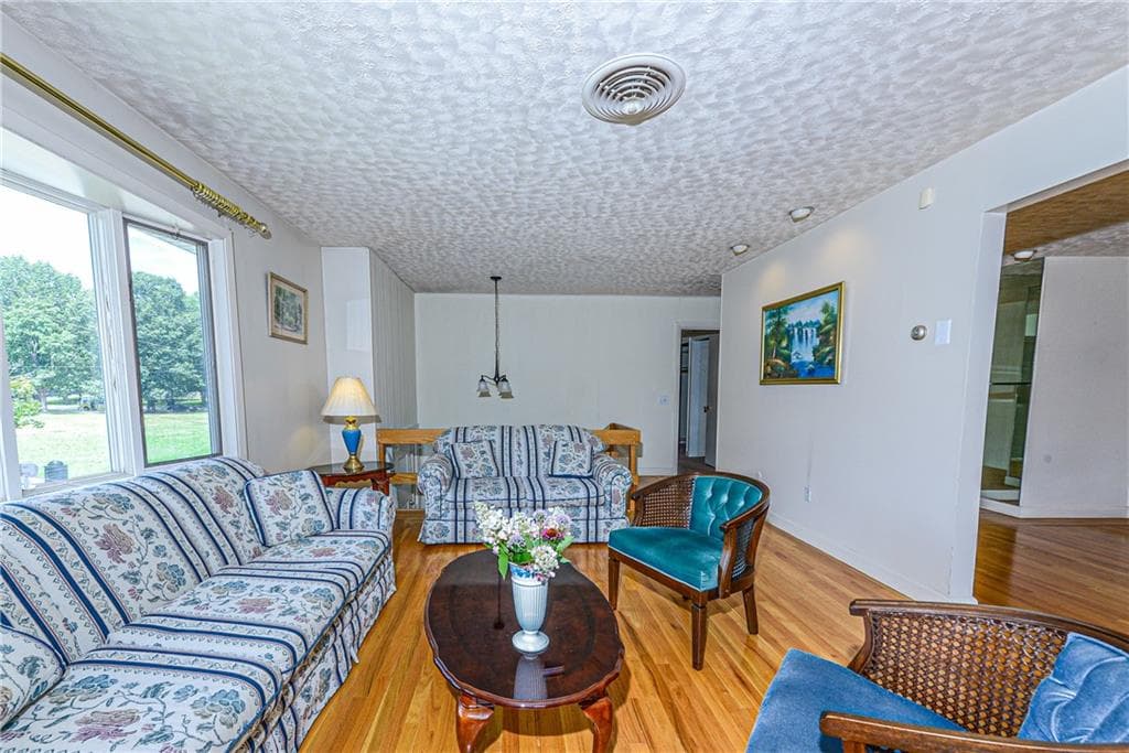 45 North Avenue photo 12