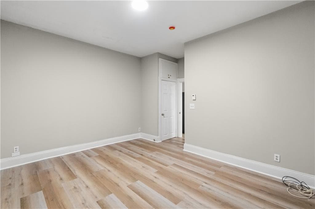 82 Pond Street photo 32