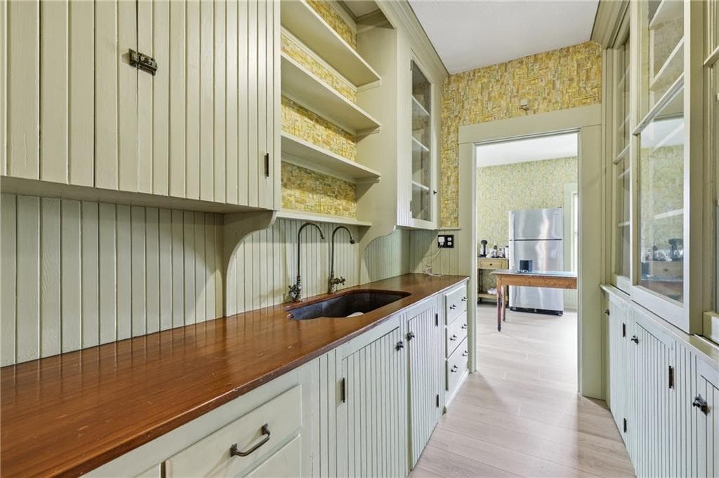 14 Wood Avenue photo 42