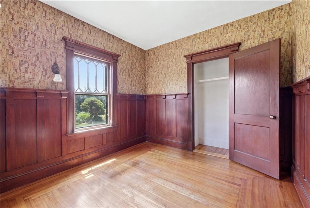 14 Wood Avenue photo 32