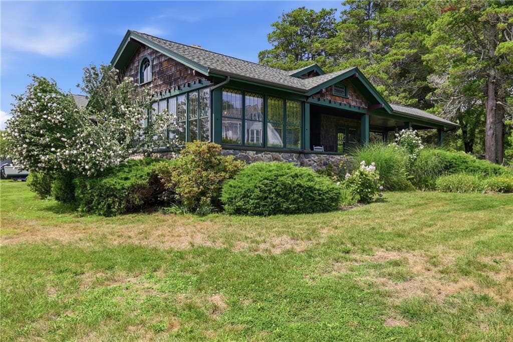 14 Wood Avenue