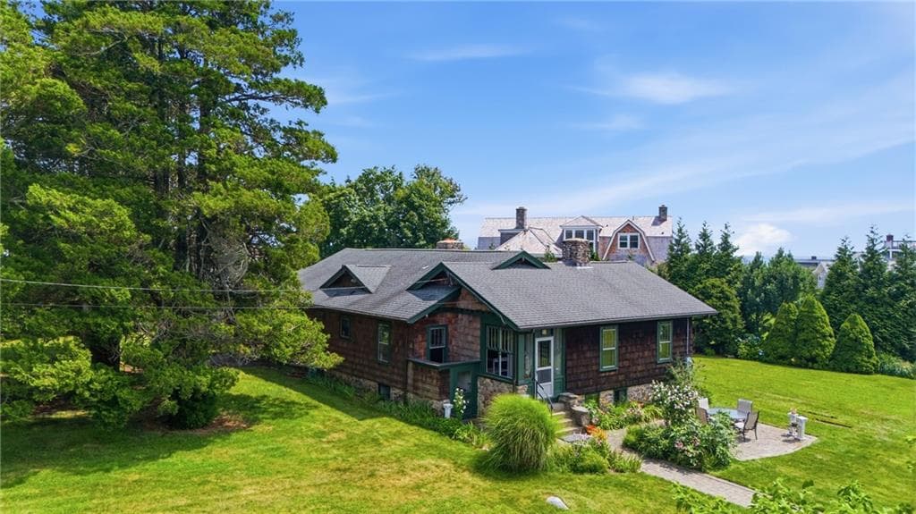 14 Wood Avenue photo 9