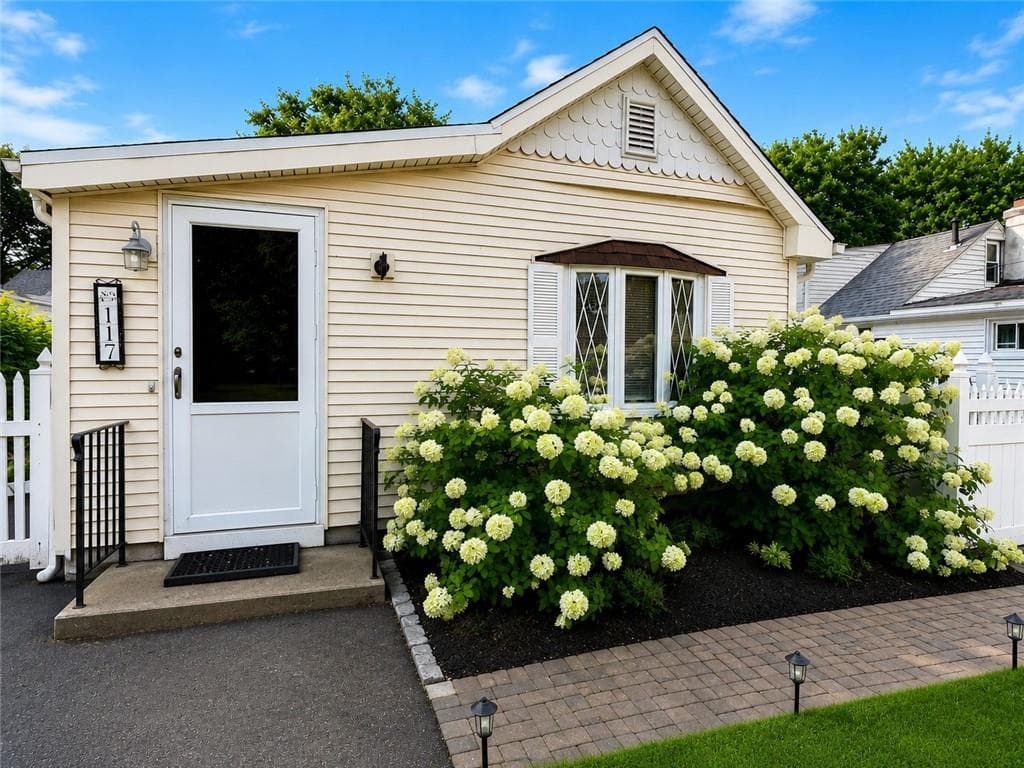 117 Namquid Drive