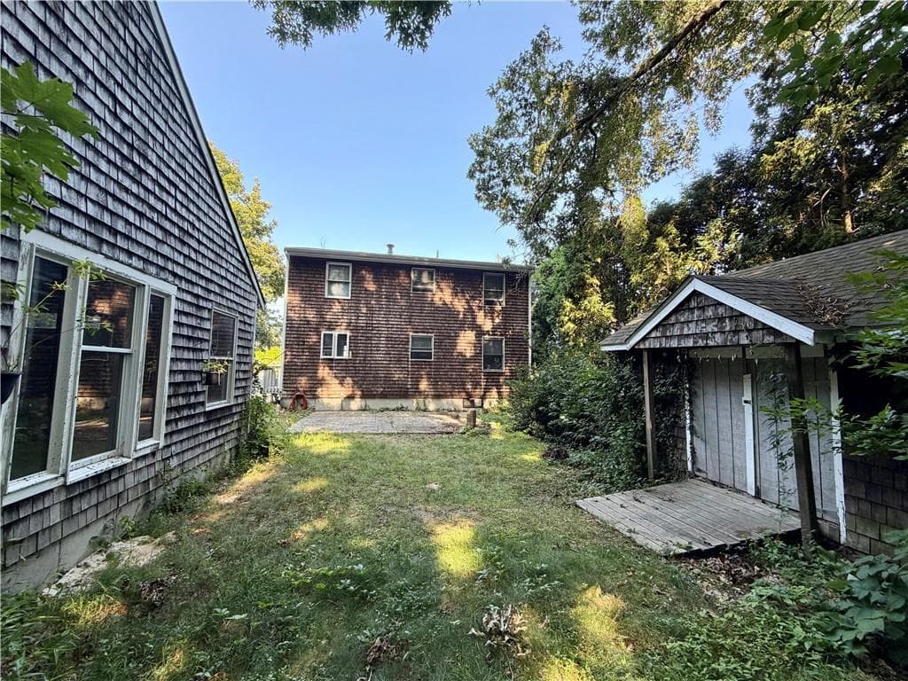 11 Pawtucket Avenue photo 22