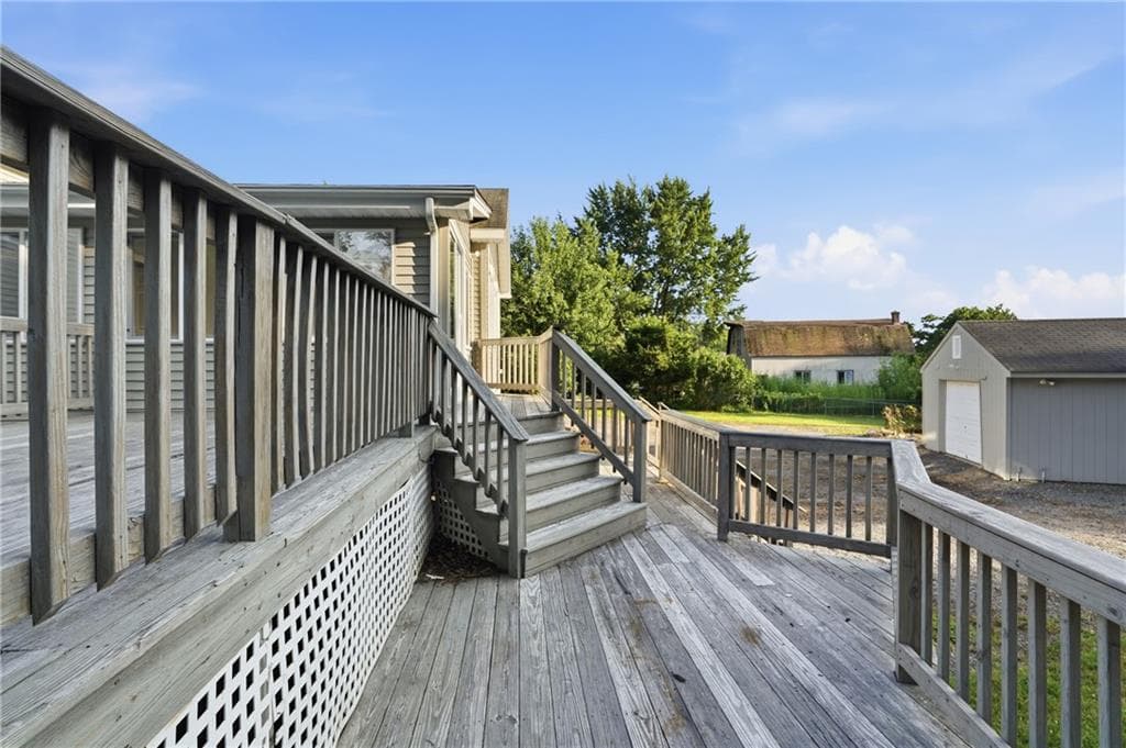285 Angell Road photo 8