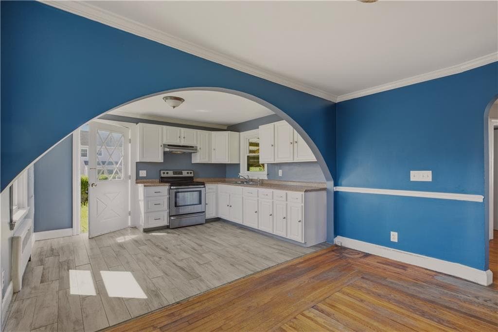 Single Family Residence at 26 West Lawn Avenue, Pawtucket, photo 12 of 26