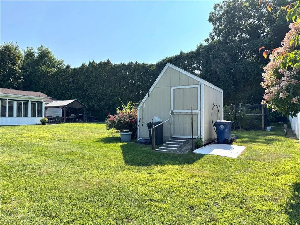 55 Nightingale Avenue photo 11