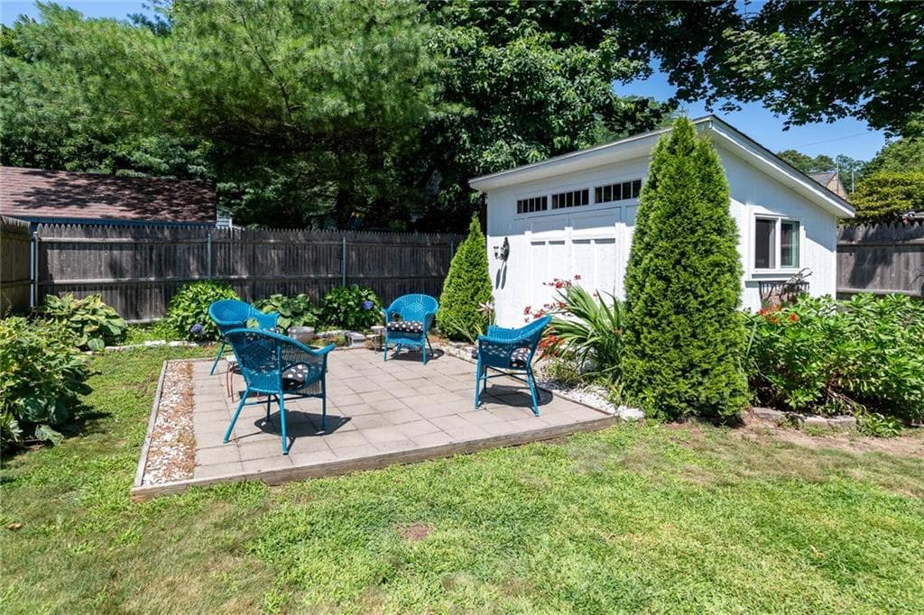 14 Mitchell Avenue photo 16
