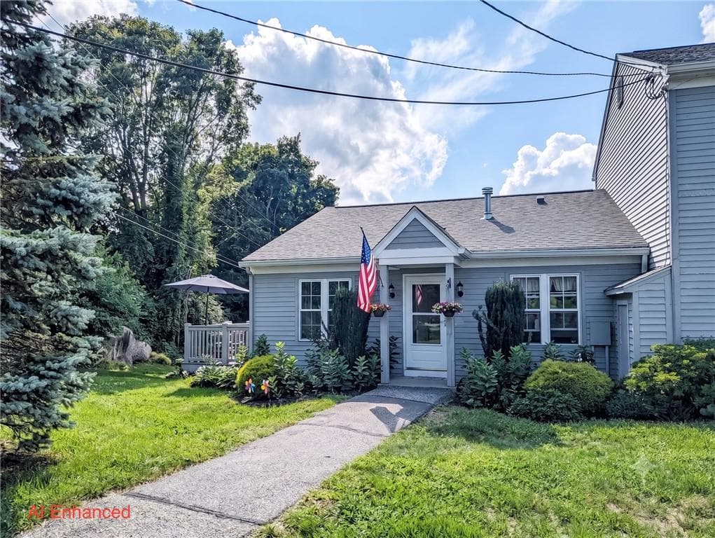 565 Quaker Lane UNIT 9