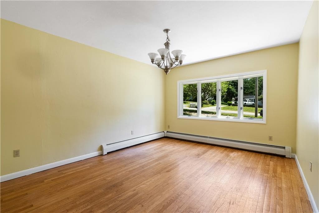 278 Green End Avenue photo 13