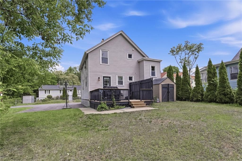 Single Family Residence at 224 Francis Avenue, North Providence, photo 13 of 14