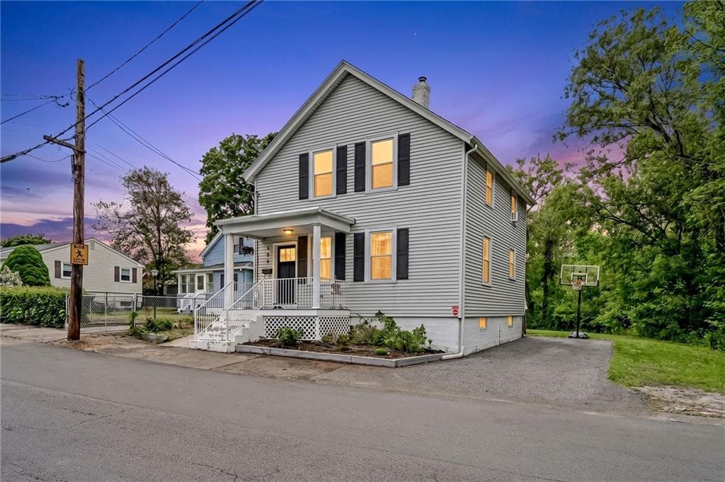 224 Francis Avenue