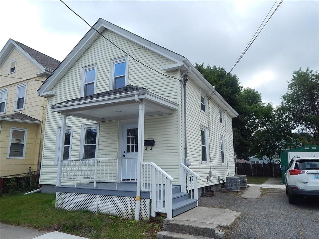 52 Hillwood Street photo 5